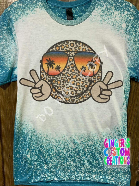 SMILE PEACE SIGN - BLEACHED SHIRT